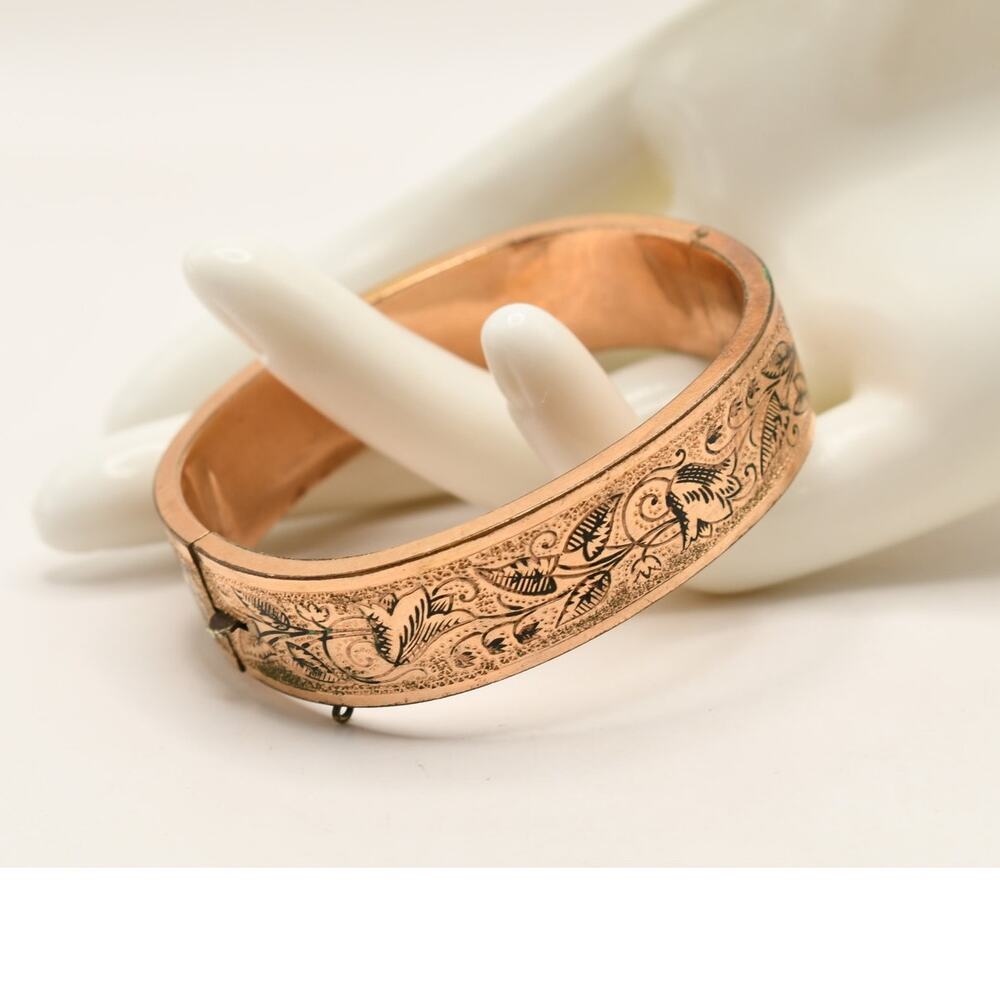 RLM Vintage Copper Tone Engraved Floral Hinged Bangle Bracelet